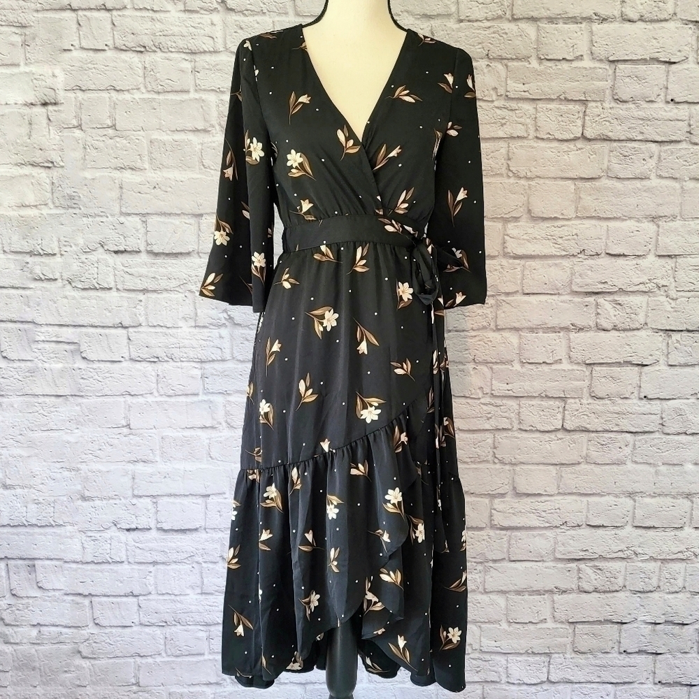 Saltwater Luxe black floral print wrap midi length ruffle hem 3/4 sleeve dress - Picture 3 of 11